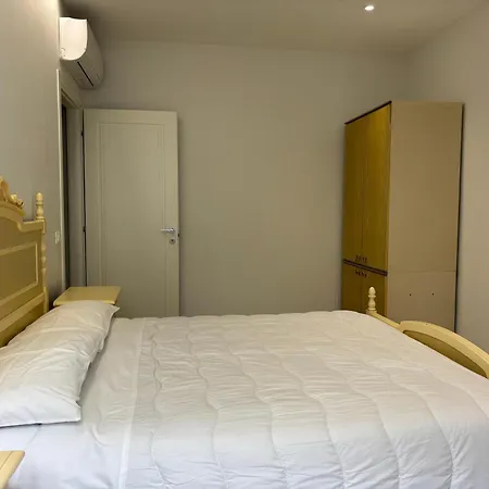 Domus Lola -