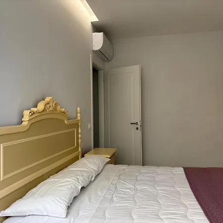 Domus Lola -