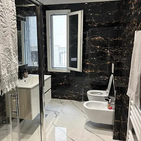 Apartment Domus Lola -